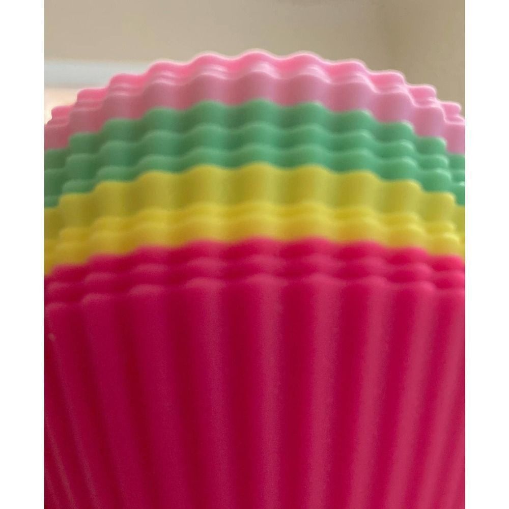 Sprinkles silicone baking cups